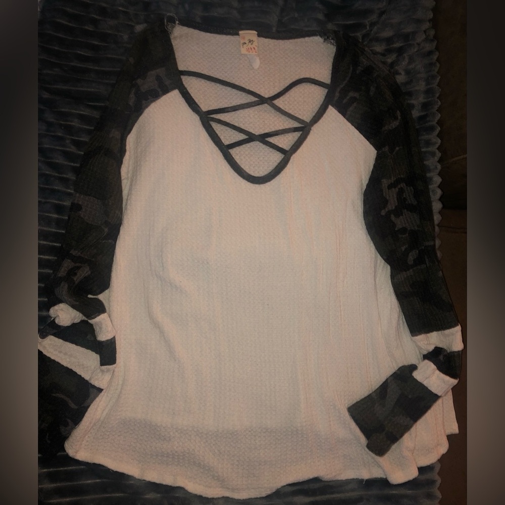 *BOGO*Open front camo sleeve top